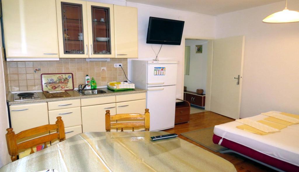 Apartments Corluka Baška Voda Extérieur photo