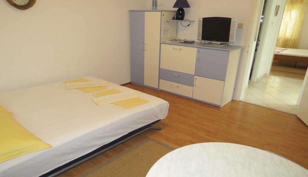 Apartments Corluka Baška Voda Extérieur photo