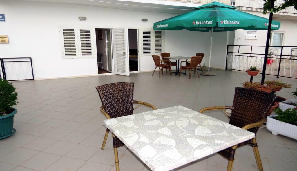 Apartments Corluka Baška Voda Extérieur photo